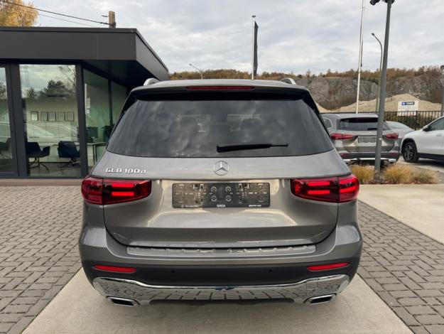 MERCEDES-BENZ GLB 180 d Luxury Line 7 Places   