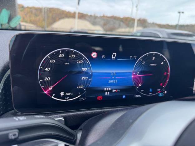 MERCEDES-BENZ GLB 180 d Luxury Line 7 Places   