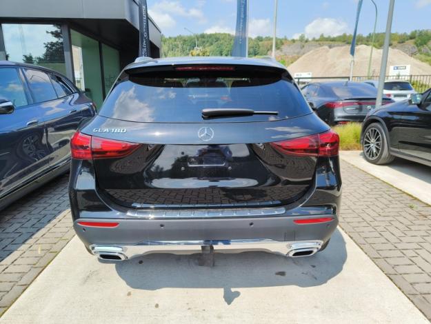 MERCEDES-BENZ GLA 180 Cyber Edition  GLA 180 Cyber Edition