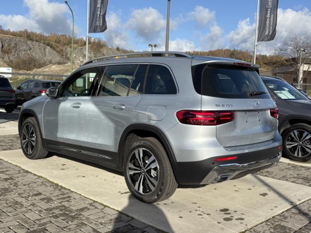 MERCEDES-BENZ GLB 180 Cyber Edition  Cyber Edition