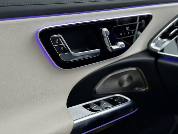 MERCEDES-BENZ E-Klasse E 200 d Limousine