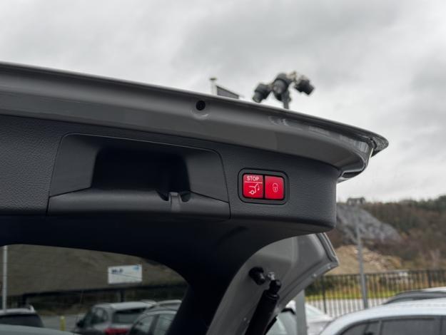 MERCEDES-BENZ GLA-Klasse GLA 180 d Off-Roader