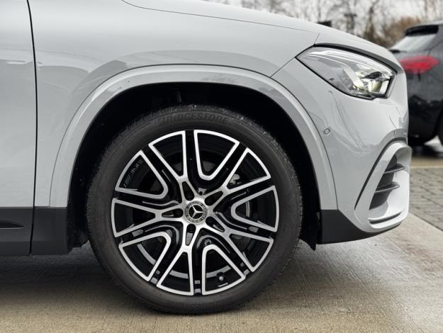 MERCEDES-BENZ GLA-Klasse GLA 180 d Off-Roader