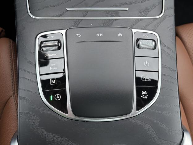 MERCEDES-BENZ GLC-Klasse GLC 220 d 4MATIC Off-Roader