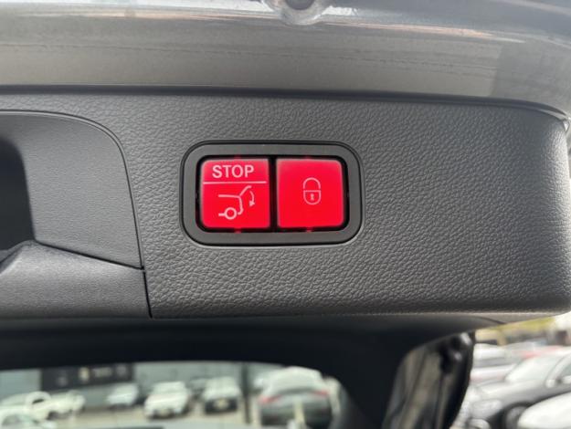 MERCEDES-BENZ GLC-Klasse GLC 220 d 4MATIC Off-Roader