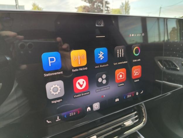 MERCEDES-BENZ CLA 250 + Sport Edition avec technologie EQ  