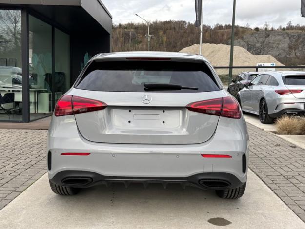 MERCEDES-BENZ A 180 Star Edition - Saga Huy  