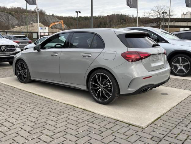 MERCEDES-BENZ A 180 Star Edition - Saga Huy  