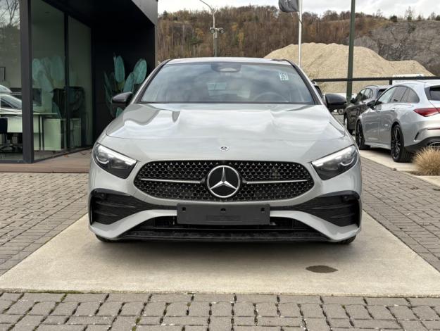 MERCEDES-BENZ A 180 Star Edition - Saga Huy  