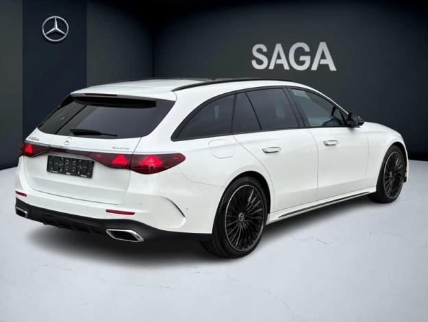 MERCEDES-BENZ E 300 de 4M Break AMG HyperScreen Pano Attelage  