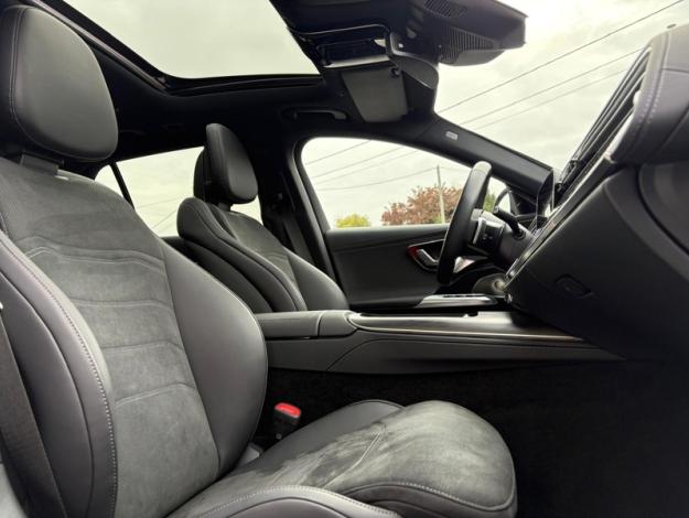 MERCEDES-BENZ E 300 de 4M Break AMG HyperScreen Pano Attelage  