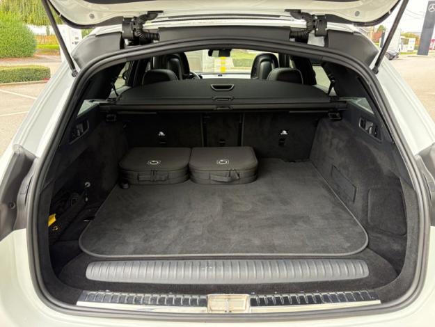 MERCEDES-BENZ E 300 de 4M Break AMG HyperScreen Pano Attelage  
