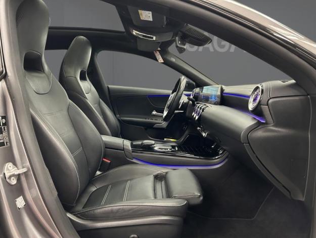 MERCEDES-BENZ CLA 250 e SB AMG Pack Night Pano MultiBeam  