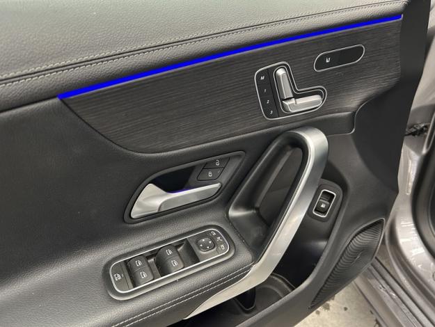 MERCEDES-BENZ CLA 250 e SB AMG Pack Night Pano MultiBeam  