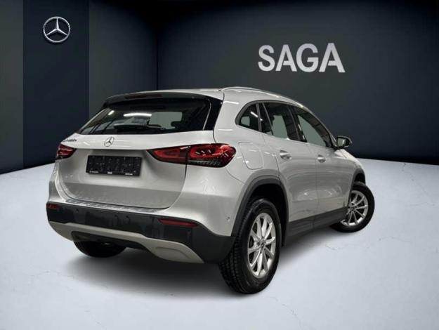 MERCEDES-BENZ GLA-Klasse GLA 250 e Off-Roader