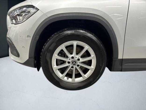 MERCEDES-BENZ GLA-Klasse GLA 250 e Off-Roader