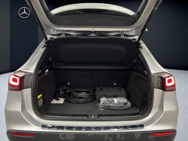 MERCEDES-BENZ GLA-Klasse GLA 250 e Off-Roader