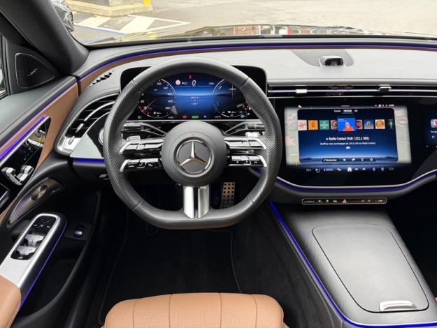 MERCEDES-BENZ E 300 de Berline AMG HyperScreen Pano  