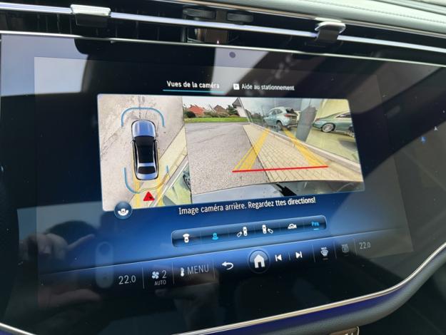 MERCEDES-BENZ E 300 de Berline AMG HyperScreen Pano  