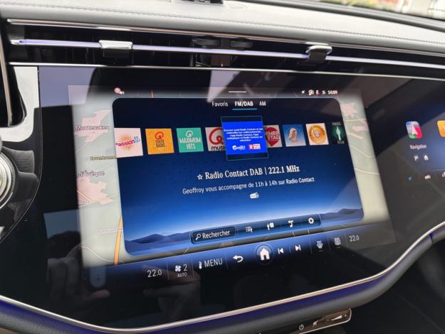 MERCEDES-BENZ E 300 de Berline AMG HyperScreen Pano  