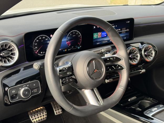 MERCEDES-BENZ CLA 180 Coupé AMG Pack Night Pano  