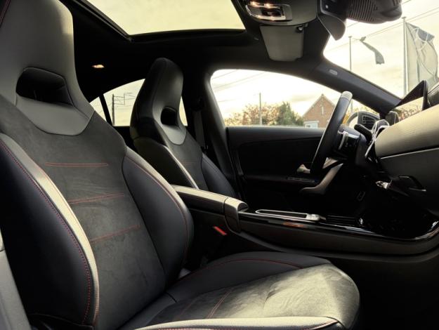 MERCEDES-BENZ CLA 180 Coupé AMG Pack Night Pano  