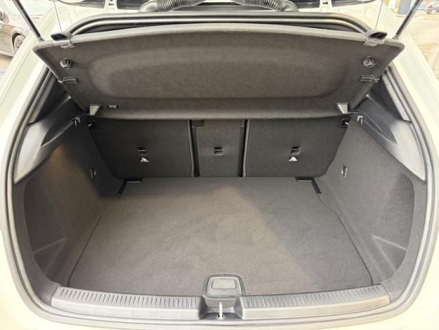 MERCEDES-BENZ A 180 AMG Pack Night Facelift   