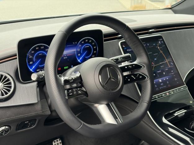 MERCEDES-BENZ EQE SUV 350+ AMG Line DISTRONIC PLUS  