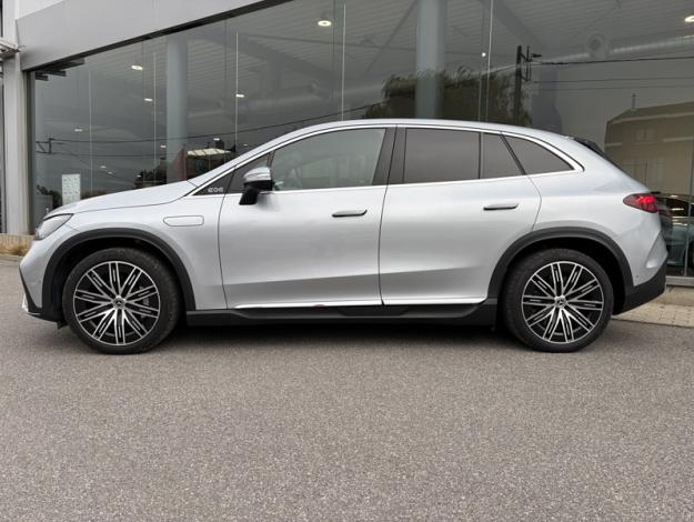 MERCEDES-BENZ EQE SUV 350+ AMG Line DISTRONIC PLUS  