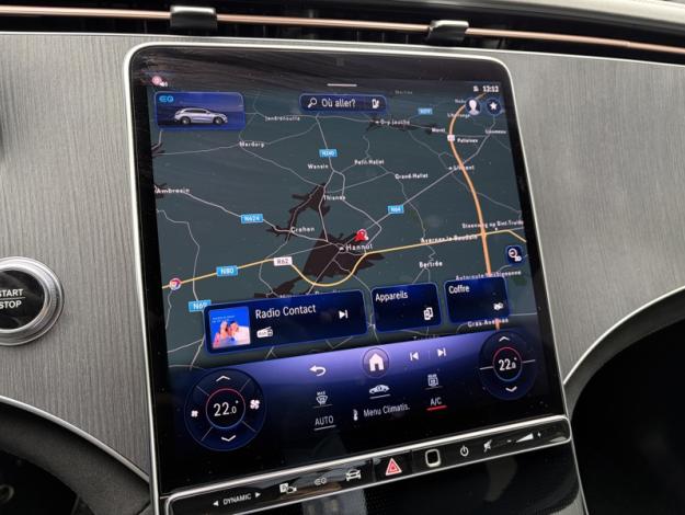 MERCEDES-BENZ EQE SUV 350+ AMG Line DISTRONIC PLUS  