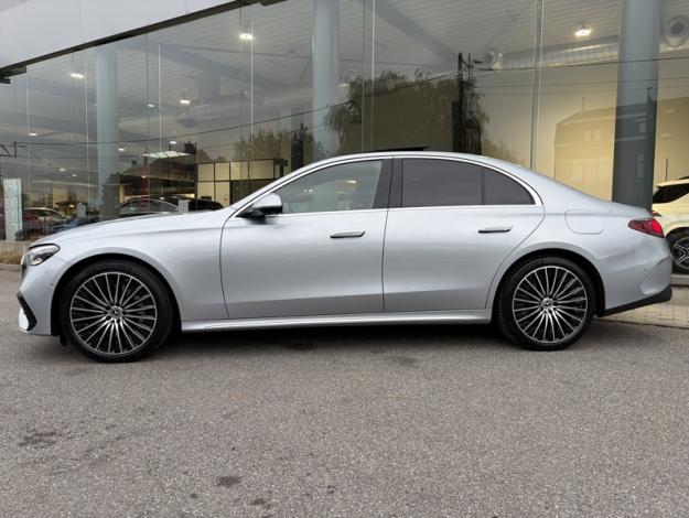 MERCEDES-BENZ E 300 e Berline AMG HyperScreen Pano  