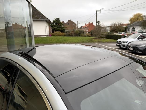 MERCEDES-BENZ E 300 e Berline AMG HyperScreen Pano  