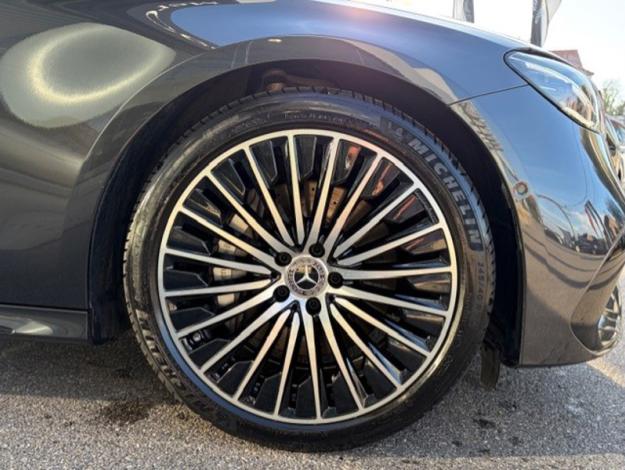 MERCEDES-BENZ E 300 de Break AMG  Pano Attelage  