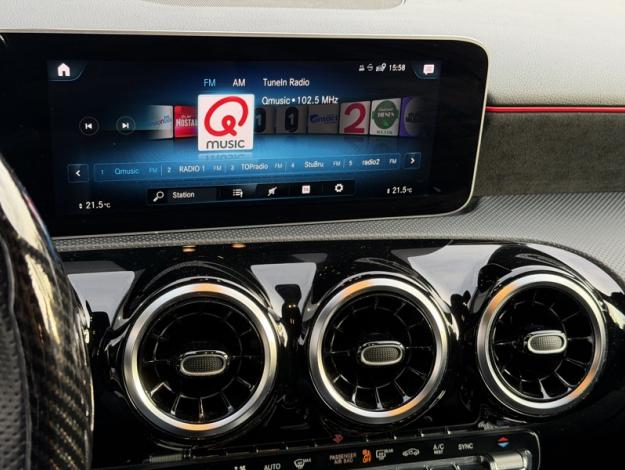 MERCEDES-BENZ A 180 d AMG Line   