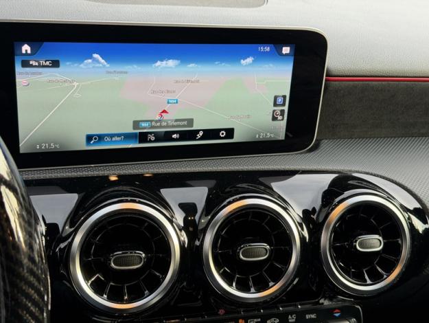 MERCEDES-BENZ A 180 d AMG Line   