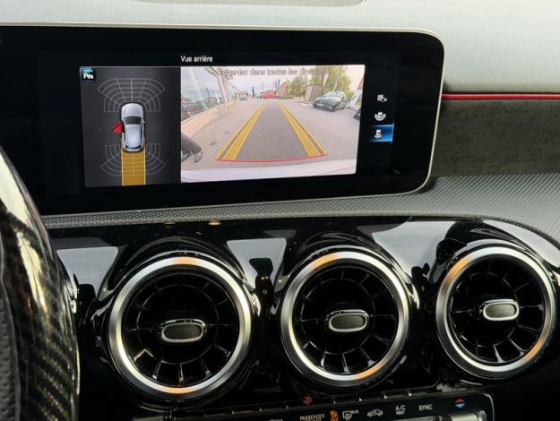 MERCEDES-BENZ A 180 d AMG Line   