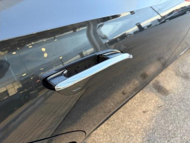 MERCEDES-BENZ E 300 e AMG Pack Night HyperScreen Pano  