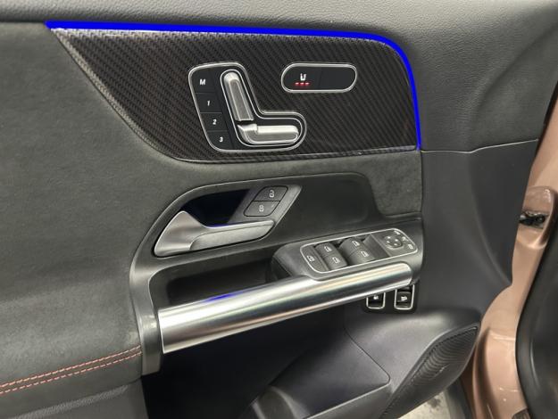 MERCEDES-BENZ GLA-Klasse GLA 250 e Off-Roader