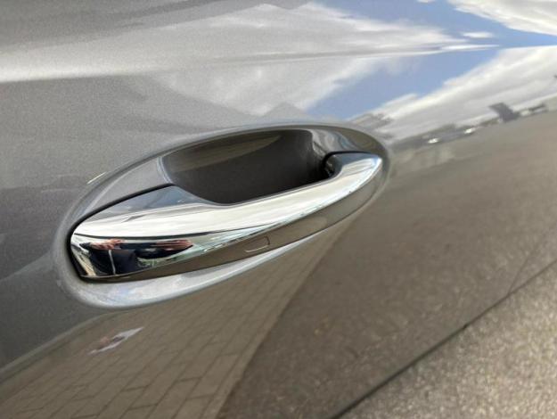 MERCEDES-BENZ GLB 180 AMG Pack Night Sièges élec. Facelift  