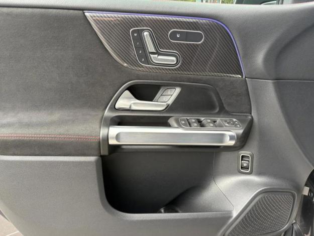 MERCEDES-BENZ GLB 180 AMG Pack Night Sièges élec. Facelift  