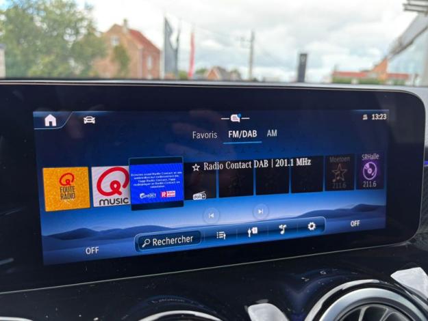 MERCEDES-BENZ GLB 180 AMG Pack Night Sièges élec. Facelift  