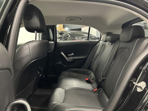 MERCEDES-BENZ A 180 Progressive Attache remorque  