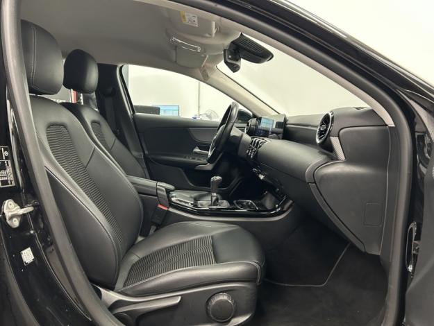 MERCEDES-BENZ A 180 Progressive Attache remorque  