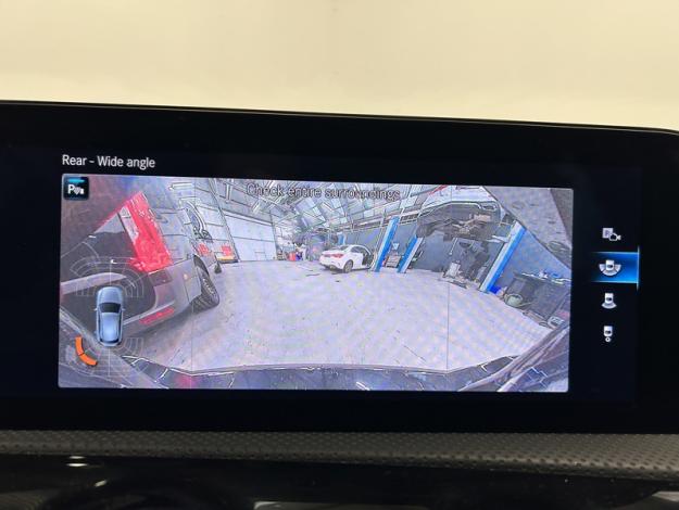 MERCEDES-BENZ A 180 Progressive Attache remorque  