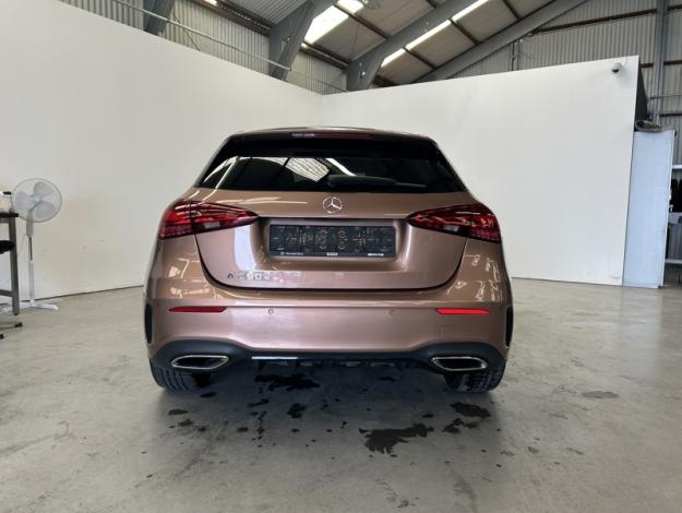 MERCEDES-BENZ A 250 e AMG Line  