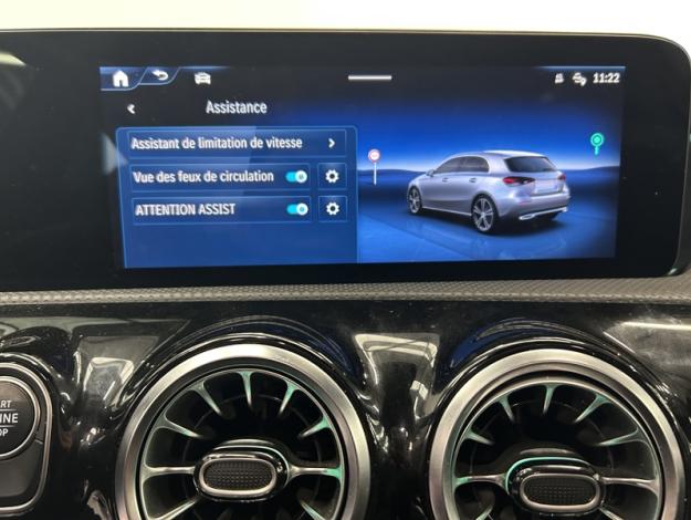 MERCEDES-BENZ A 250 e AMG Line  