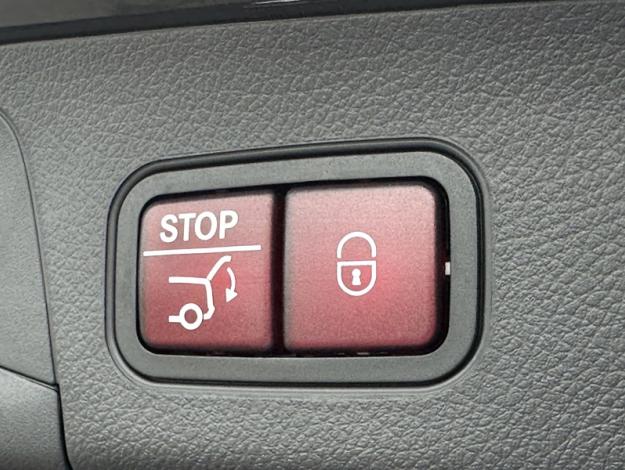 MERCEDES-BENZ EQA 250+ AMG Line  EQA 250+ AMG Line