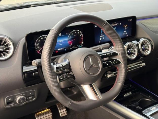 MERCEDES-BENZ GLA-Klasse GLA 180 Off-Roader