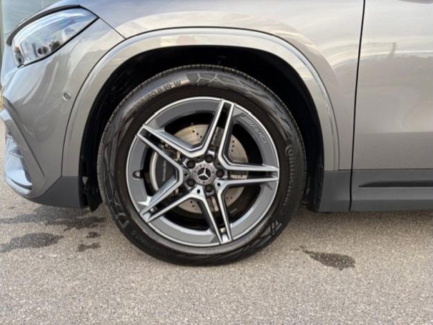 MERCEDES-BENZ GLA-Klasse GLA 180 Off-Roader