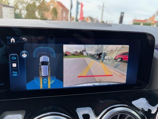 MERCEDES-BENZ GLA-Klasse GLA 180 Off-Roader